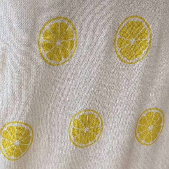 Eight 18 Laine Hooded Ribbed Pullover with Lemons - Picture 4 of 4